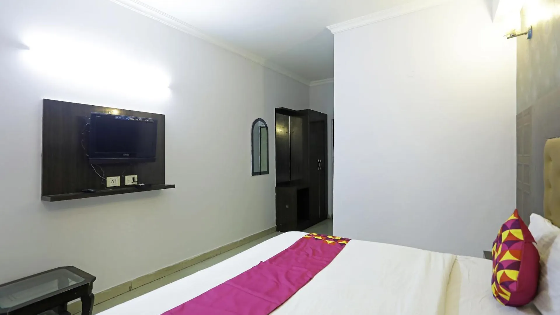 Hotel Samara Near Igi Airport Delhi New Delhi
